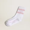 Ribbade strumpor med rosa ränder och logotyp