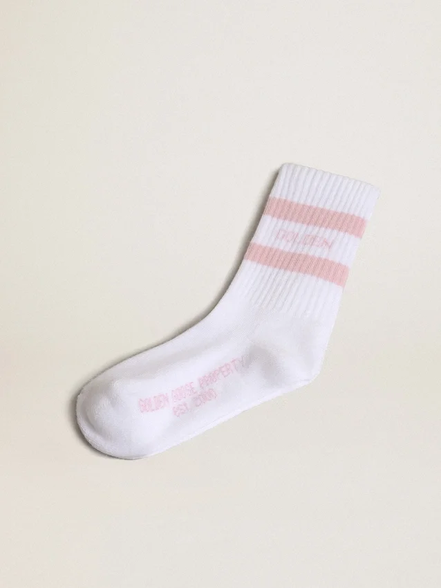 Ribbade strumpor med rosa ränder och logotyp