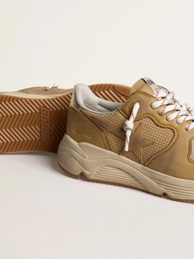 Running Sole i beige nubuck med beige läderstjärna
