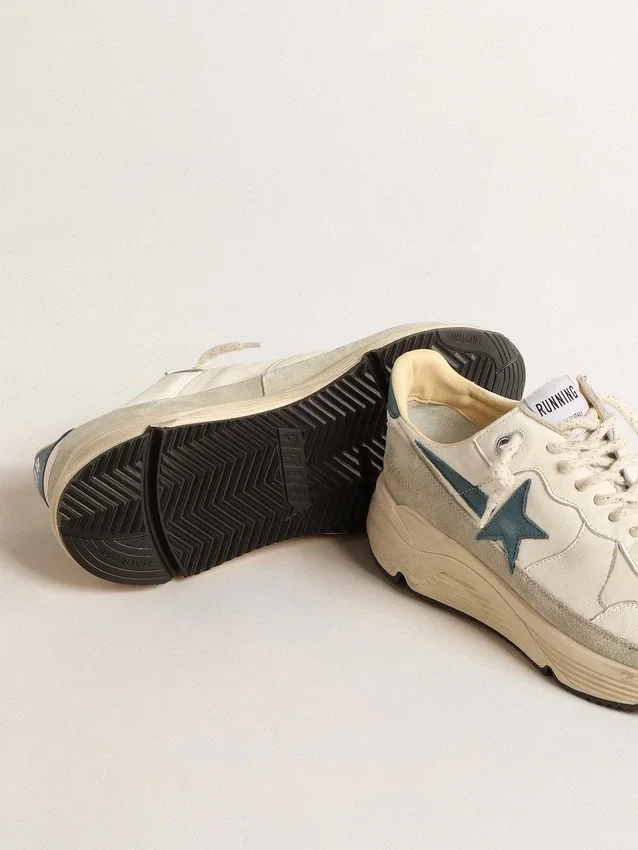Running Sole i nappa med blå läderstjärna och insats i mocka