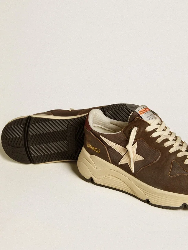 Running Sole i nylon och läder med TPU-stjärna och hälflik i nubuck