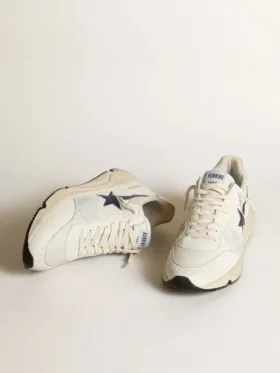 Running Sole i vitt läder och mesh med blå stjärna i laminerat läder