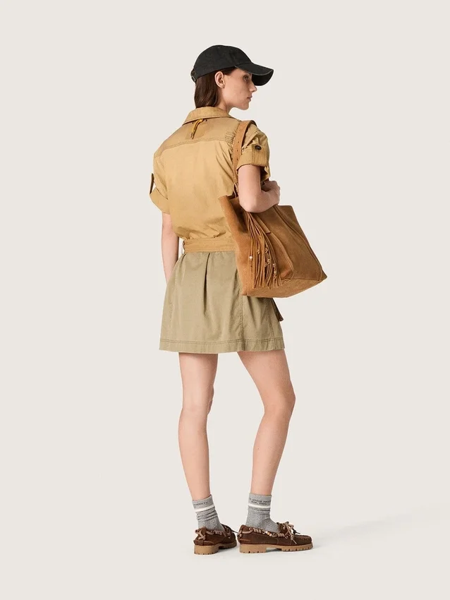 Safariklänning för damer i beige och militärgrön bomull med stora fickor