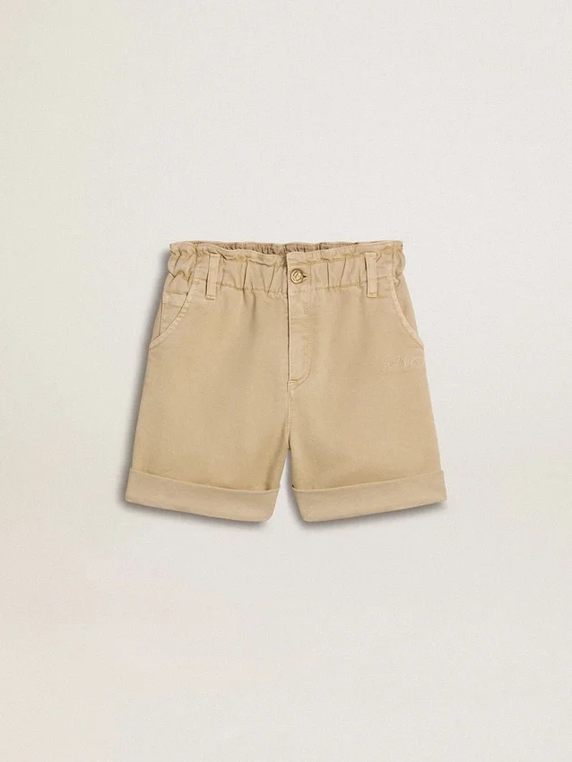 Sandfärgade shorts för flickor med broderad logotyp