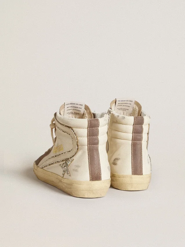 Slide-sneakers i nappa med glitterstjärna och detaljer i lackläder