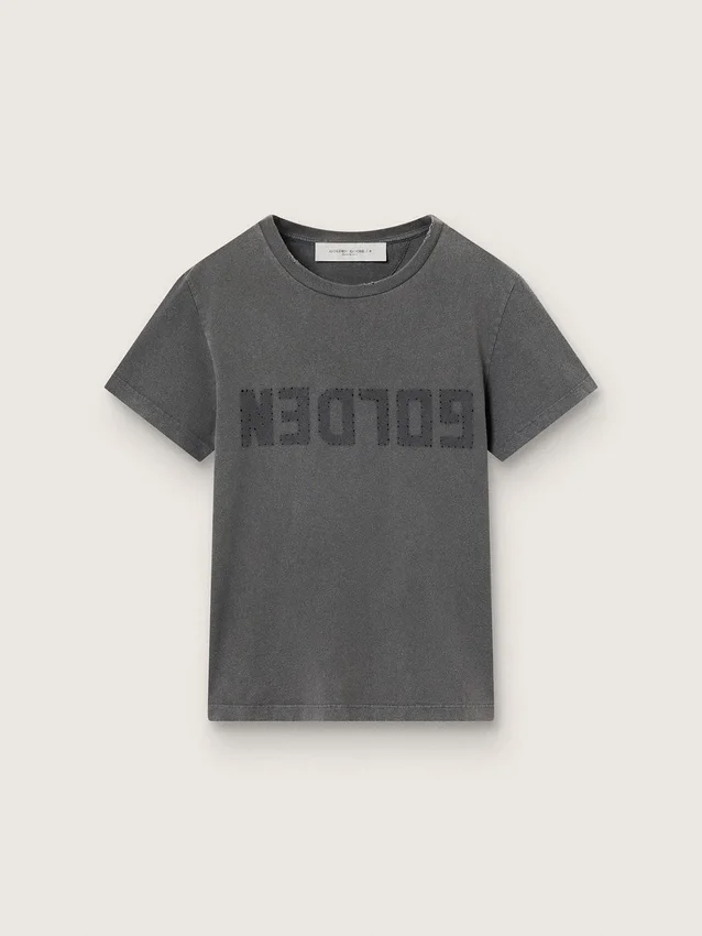 Slitad T-shirt i smal passform i antracitgrått