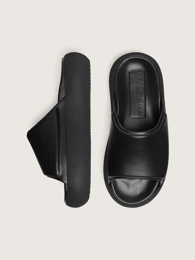 Space-Star-slip-ons för damer i svart läder