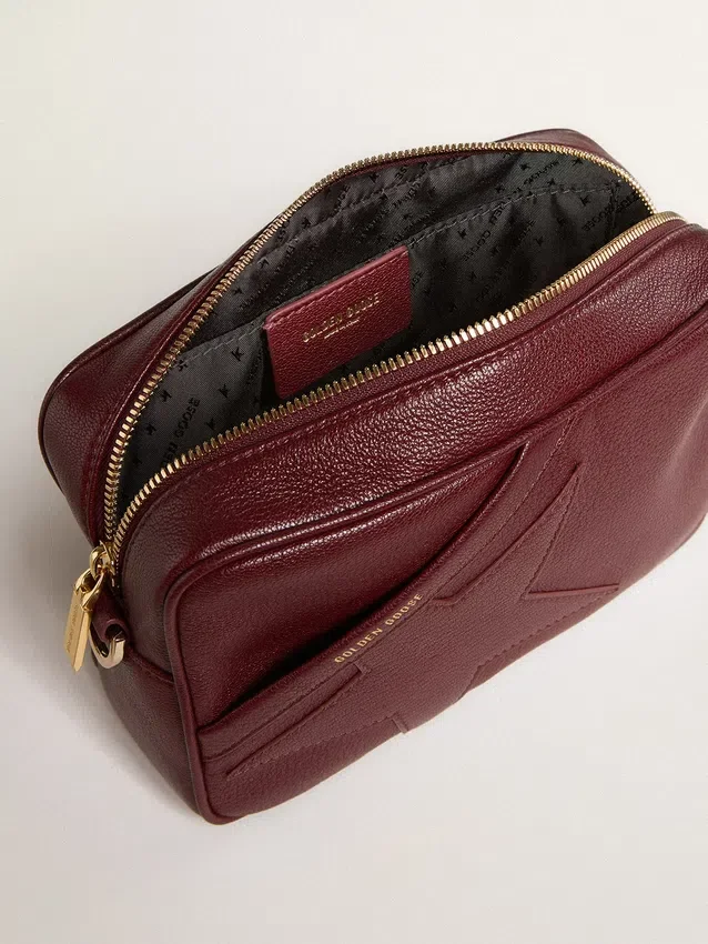 Star Bag i vinrött läder med ton-i-ton-stjärna