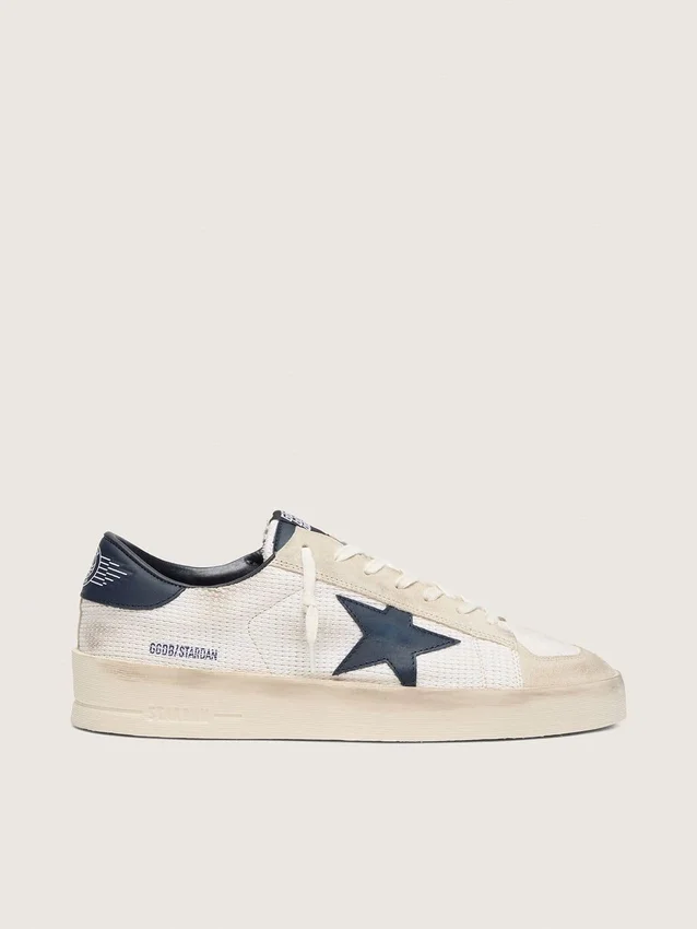 Stardan för herr i beige mocka med blå stjärna