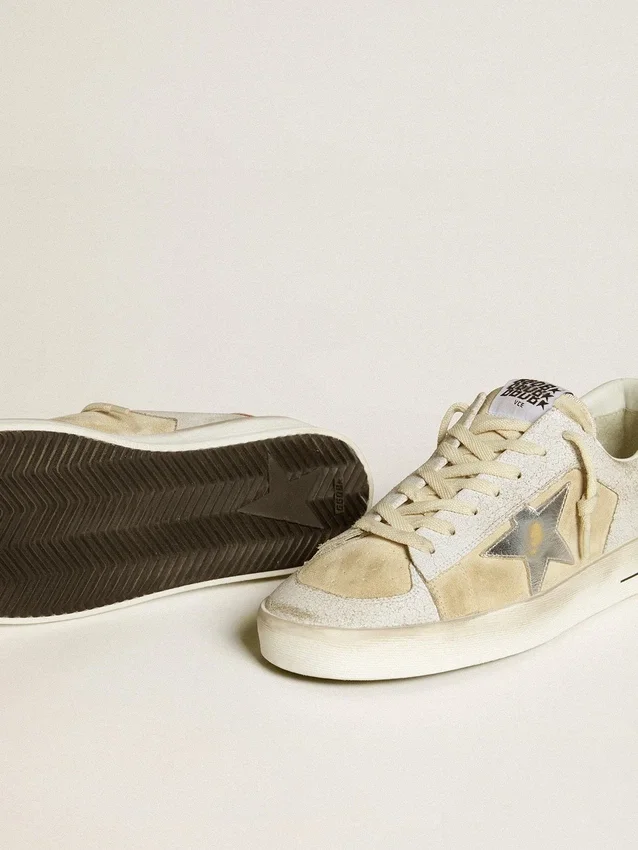 Stardan för herr i nubuck och crackle-läder med silvermetallisk läderstjärna