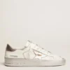 Stardan-sneakers med stjärna i silvermetalliskt läder och hälflik