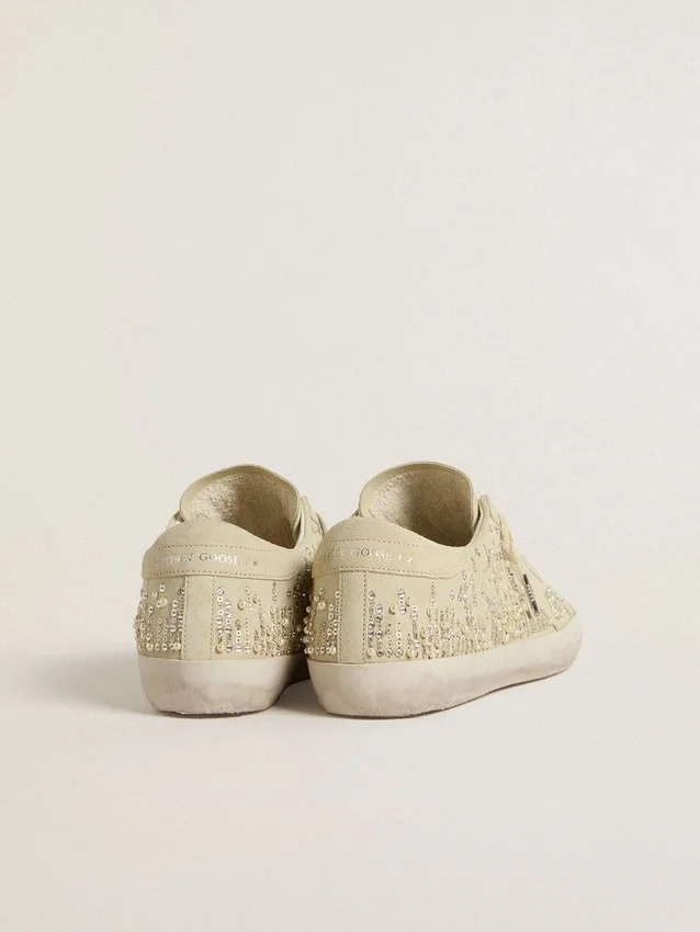 Super-Star för dam i beige mocka med pärlor och Swarovski-kristaller