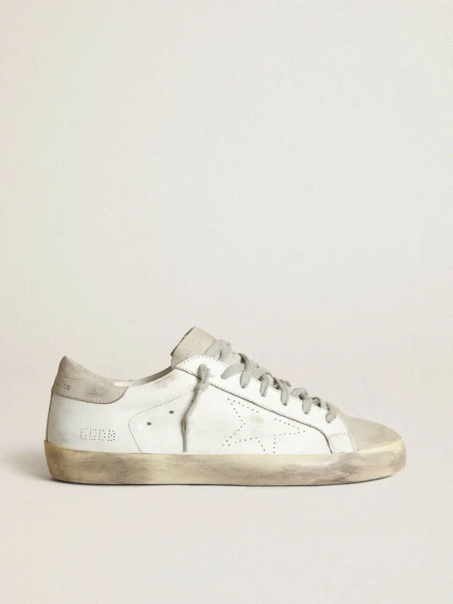 Super-Star för dam i vitt läder med perforerad stjärna och beige hälflik i nubuck