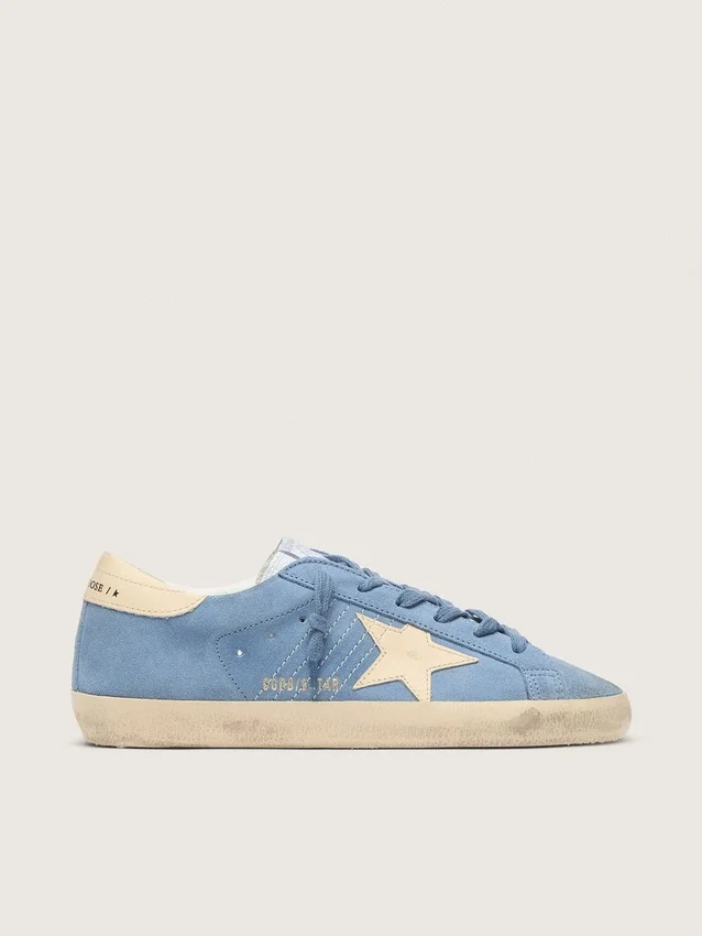 Super-Star i ljusblå mocka med beige läderstjärna och hälflik