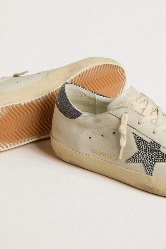 Super-Star med krämfärgad läderstjärna med Swarovski-kristaller och blå läderklack med ödlemönster