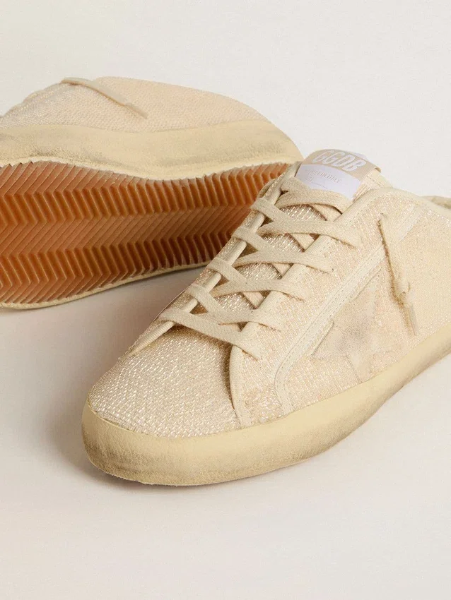 Super-Star Sabot för dam i beige canvas med broderade pärlor och en stjärna i beige mocka