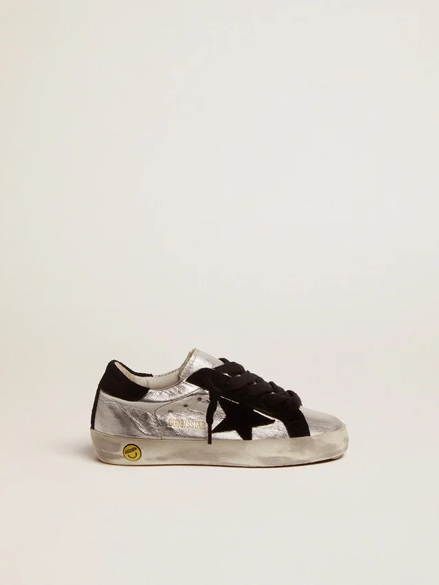 Super-Star-sneakers i silverfärgat läder med insatser i mocka
