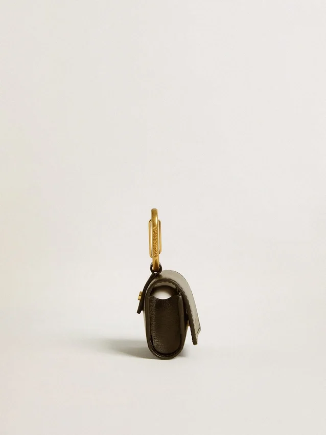 Svart AirPod-fodral
