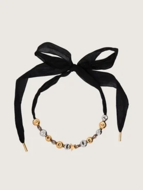 Svart bandchoker med nitar