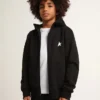 Svart hoodie med kontrasterande vit stjärna och logotyp