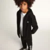 Svart hoodie med kontrasterande vit stjärna och logotyp