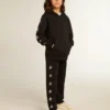 Svart sweatshirt för pojkar med kontrasterande silverfärgade stjärnor