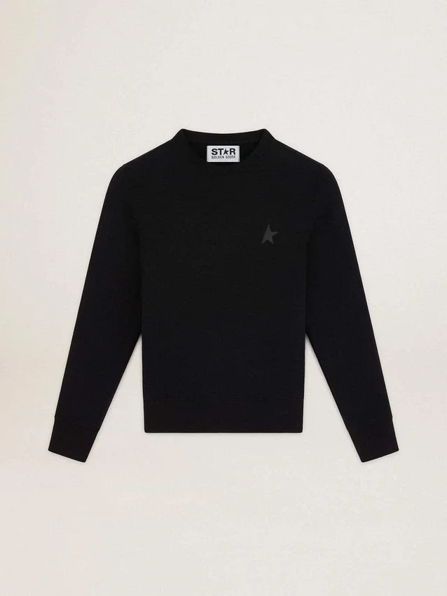 Svart sweatshirt från Athena Star Collection med ton-i-ton-stjärna på framsidan