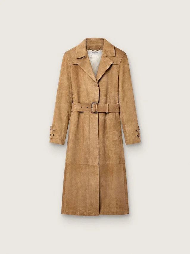Trenchcoat med bälten för damer i sandfärgat mocka