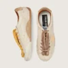 True-Star för herr i vitt nappaläder med guldfolierad läderstjärna och beige mocka-hälflik