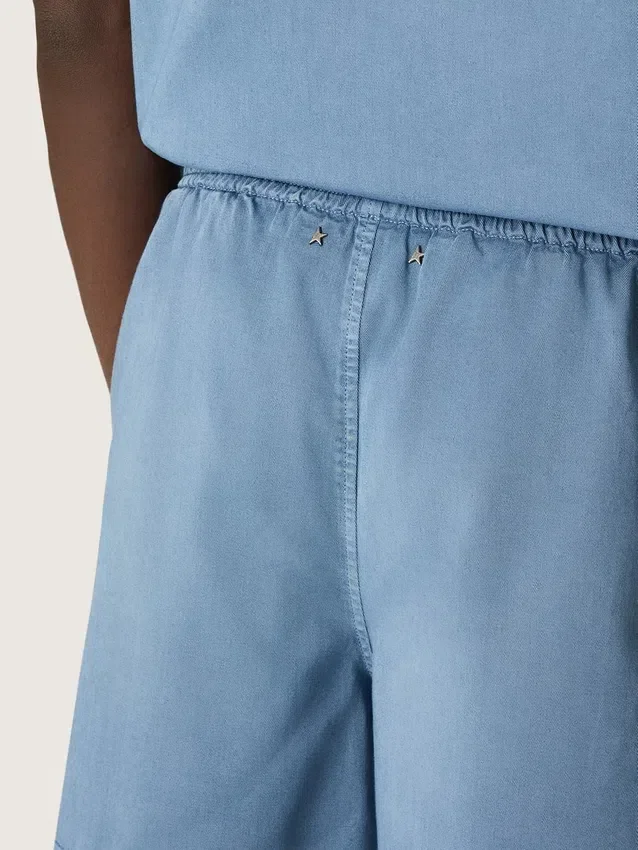 Unisex-shorts i ljusblå bomullstwill