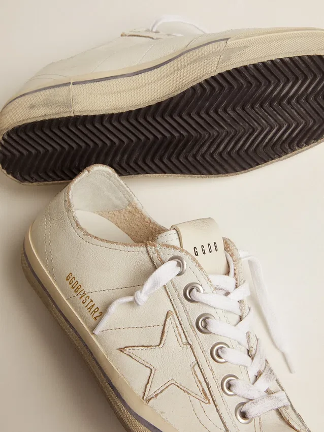 V-Star för damer i läder med vintageeffekt