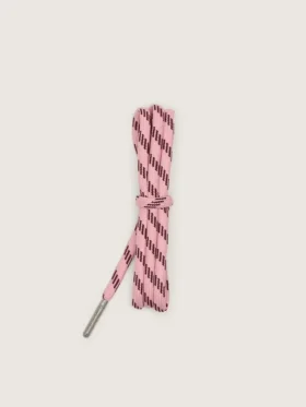 Vandringsskosnören i rosa och vinrött