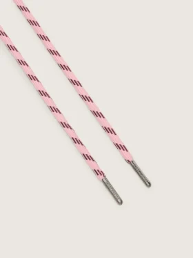 Vandringsskosnören i rosa och vinrött