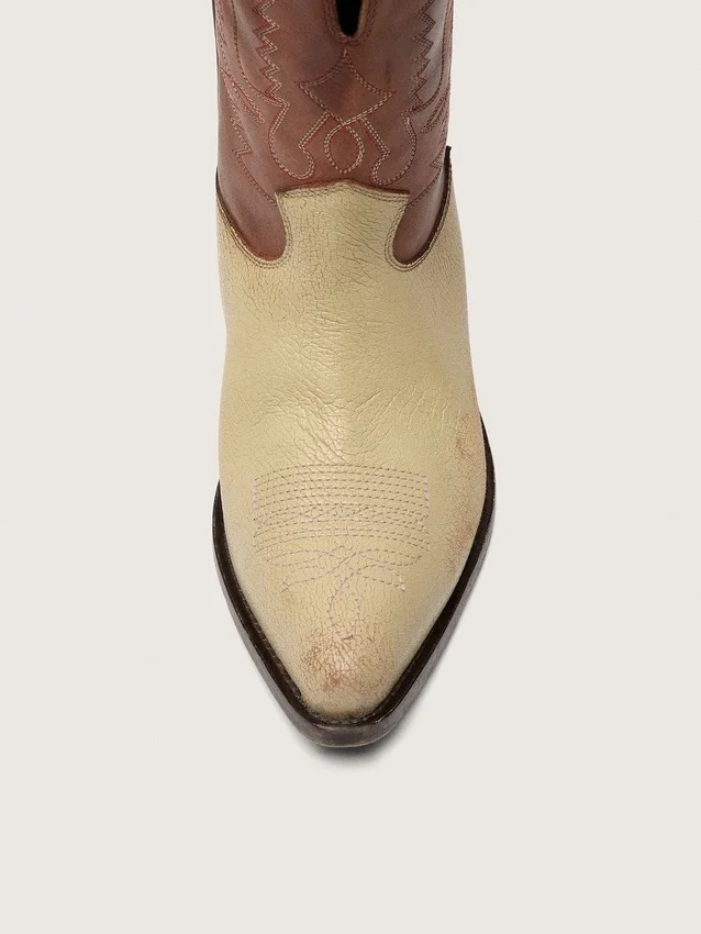 Wish Star-låga damstövlar i beige och brunt läder med broderier