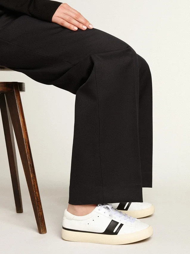 Yatay Model 1B – hållbara sneakers med vit biobaserad ovandel och svart Y
