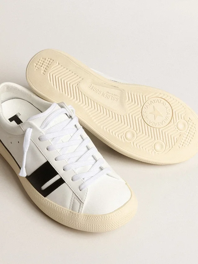 Yatay Model 1B – hållbara sneakers med vit biobaserad ovandel och svart Y